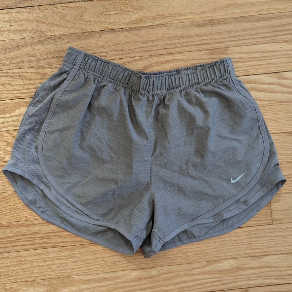 EUC Nike Dri-Fit Women's Small Classic 3" Tempo Lined Running Shorts Gray Gym